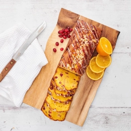 Cake orange cranberry